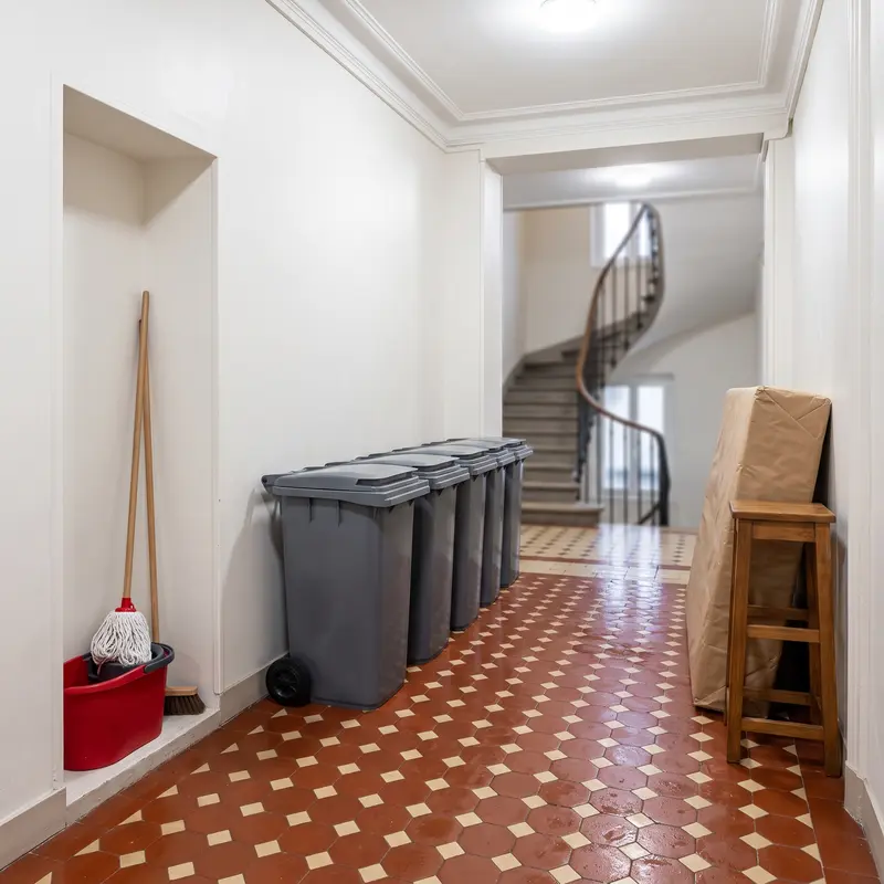 Intervention ponctuelle de remise en état en copropriété : définition et périmètre pour les syndics